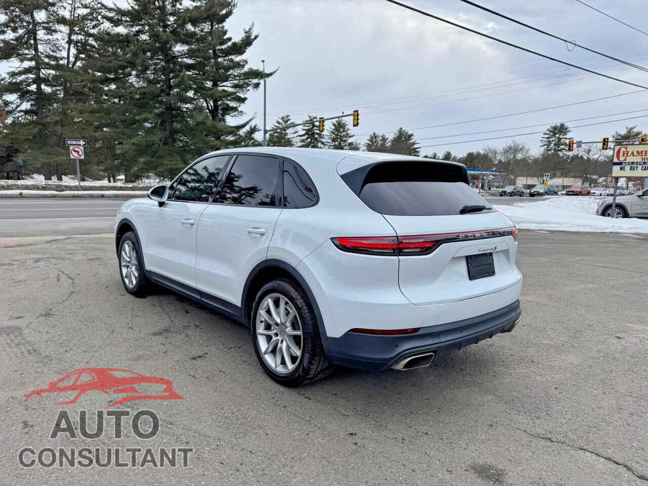 PORSCHE CAYENNE 2019 - WP1AA2AY0KDA00205