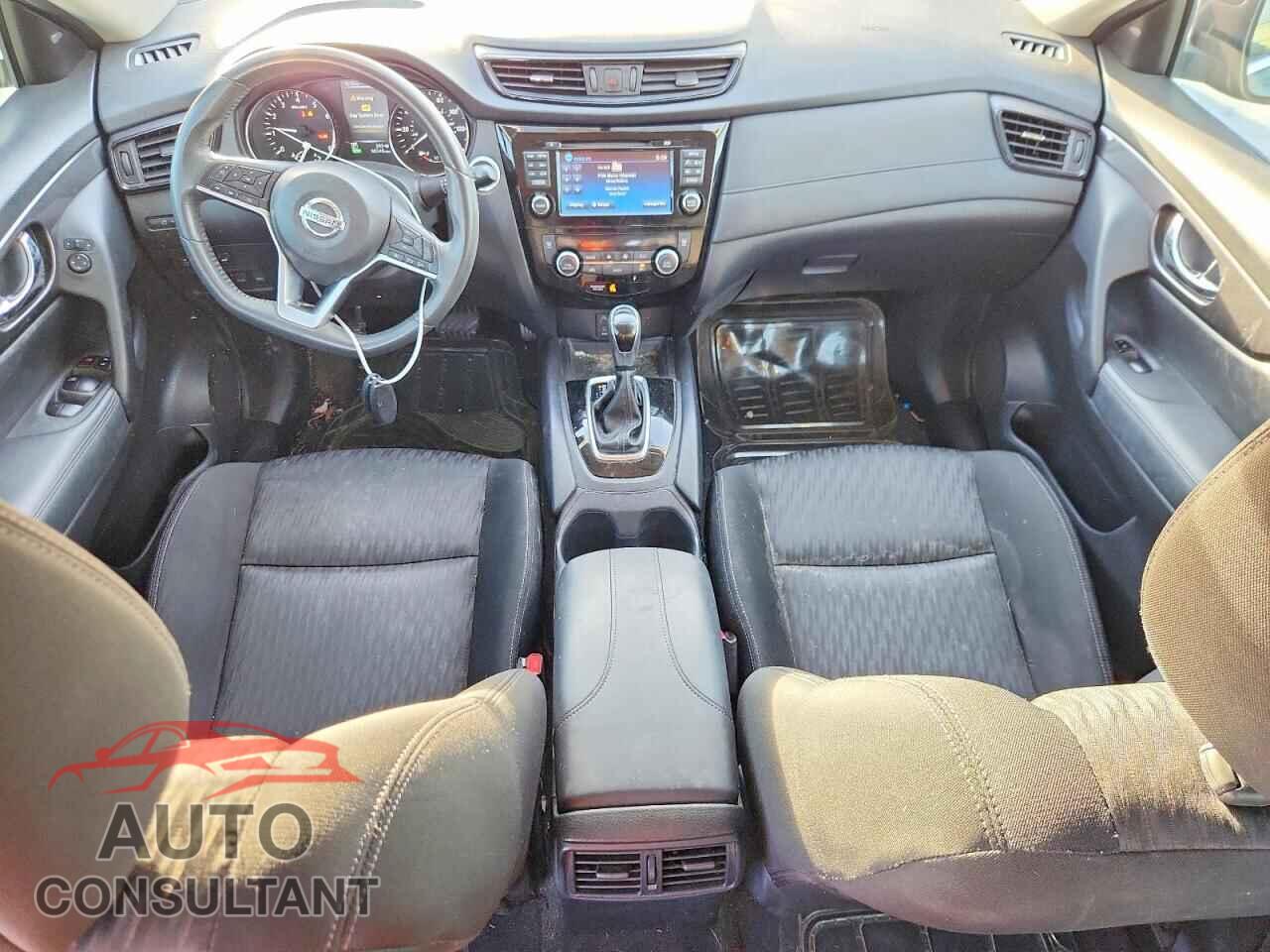 NISSAN ROGUE 2017 - KNMAT2MT8HP606838
