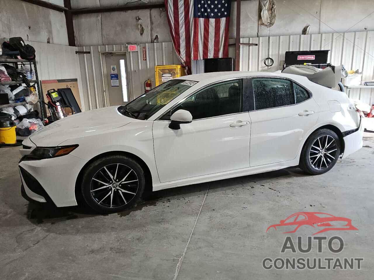 TOYOTA CAMRY 2021 - 4T1G11AK9MU467512