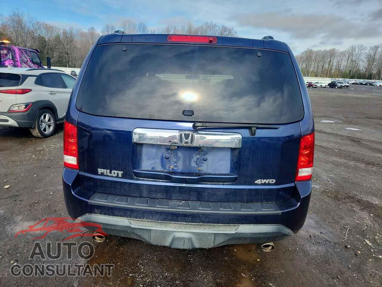 HONDA PILOT 2013 - 5FNYF4H50DB052292