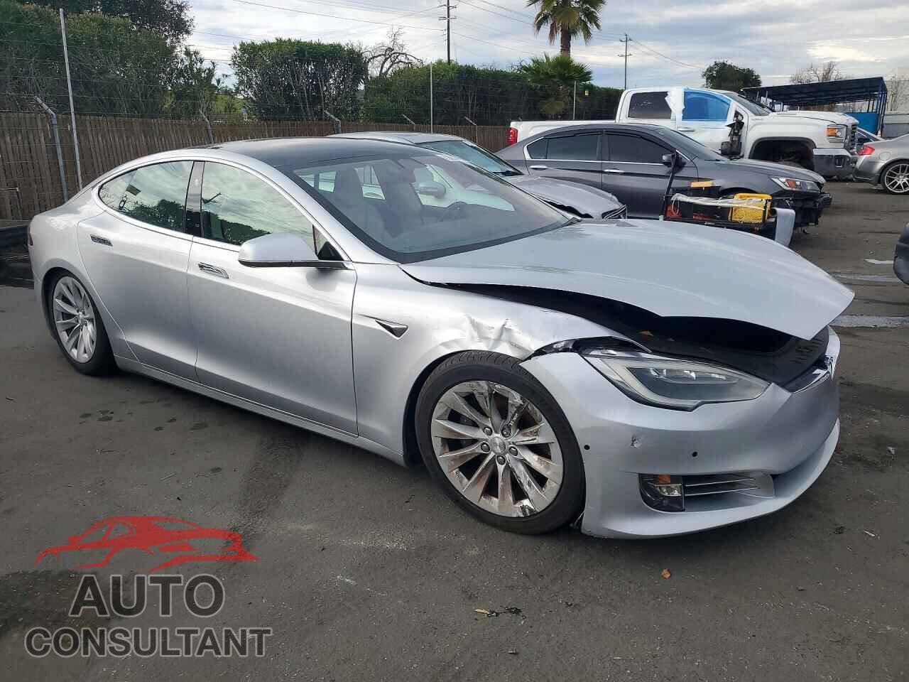 TESLA MODEL S 2018 - 5YJSA1E24JF246333