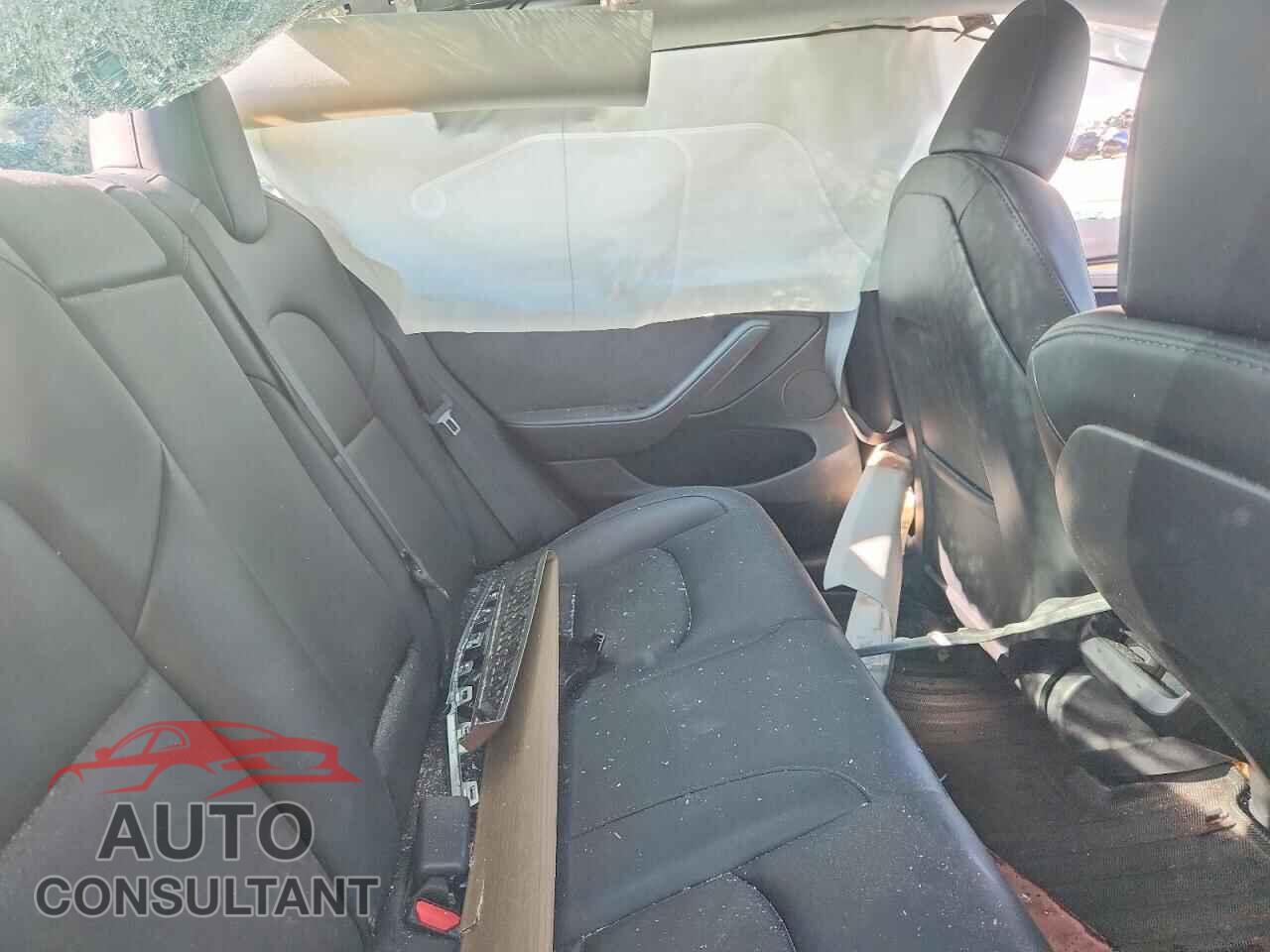 TESLA MODEL 3 2022 - 5YJ3E1EA0NF358729