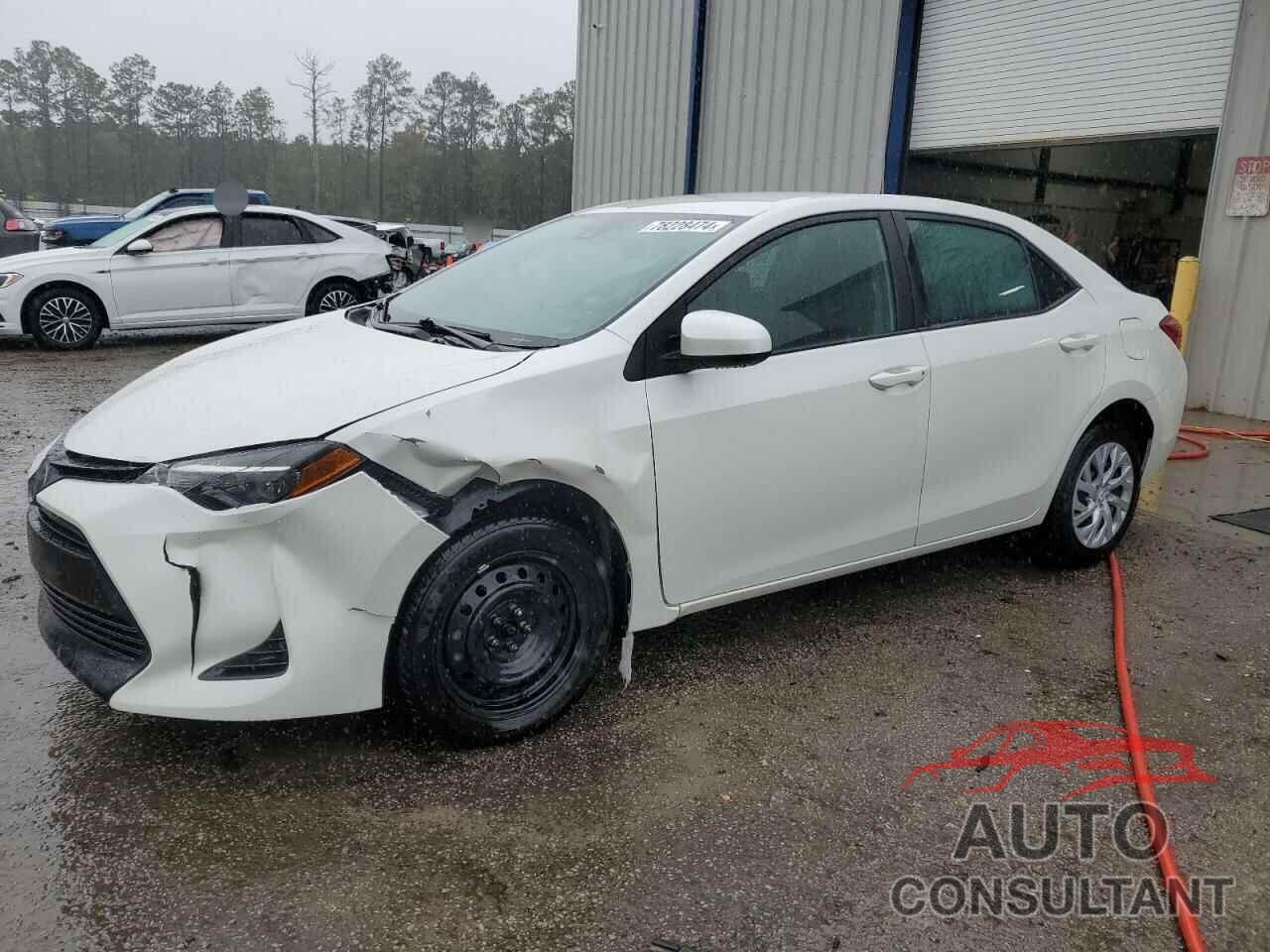 TOYOTA COROLLA 2018 - 5YFBURHE1JP847490
