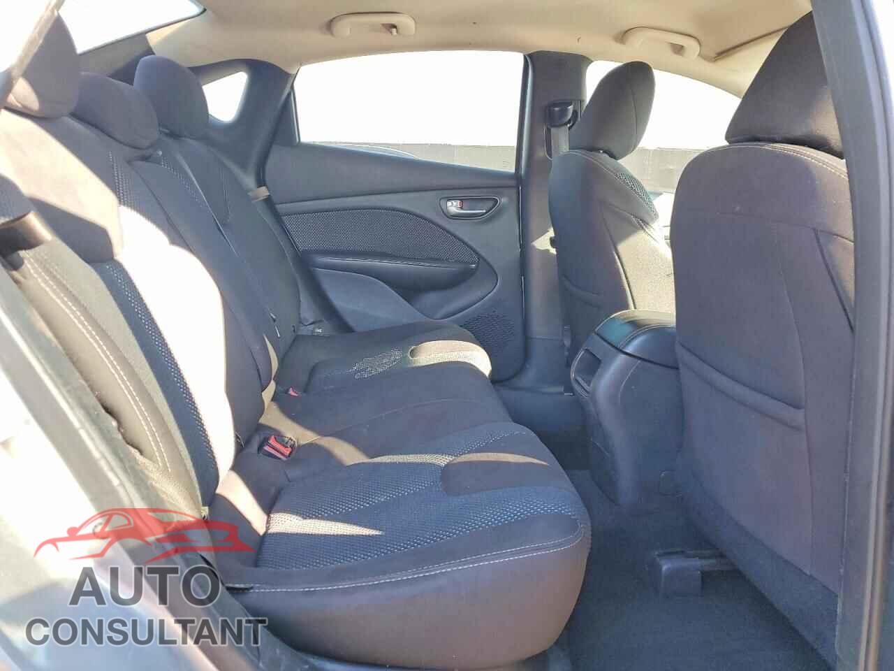 DODGE DART 2015 - 1C3CDFBB3FD275550