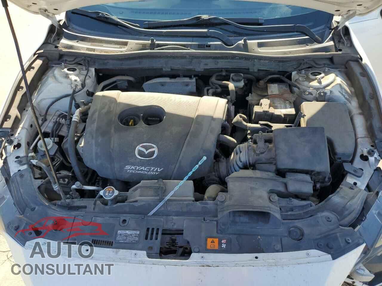 MAZDA 3 2015 - JM1BM1M3XF1260240