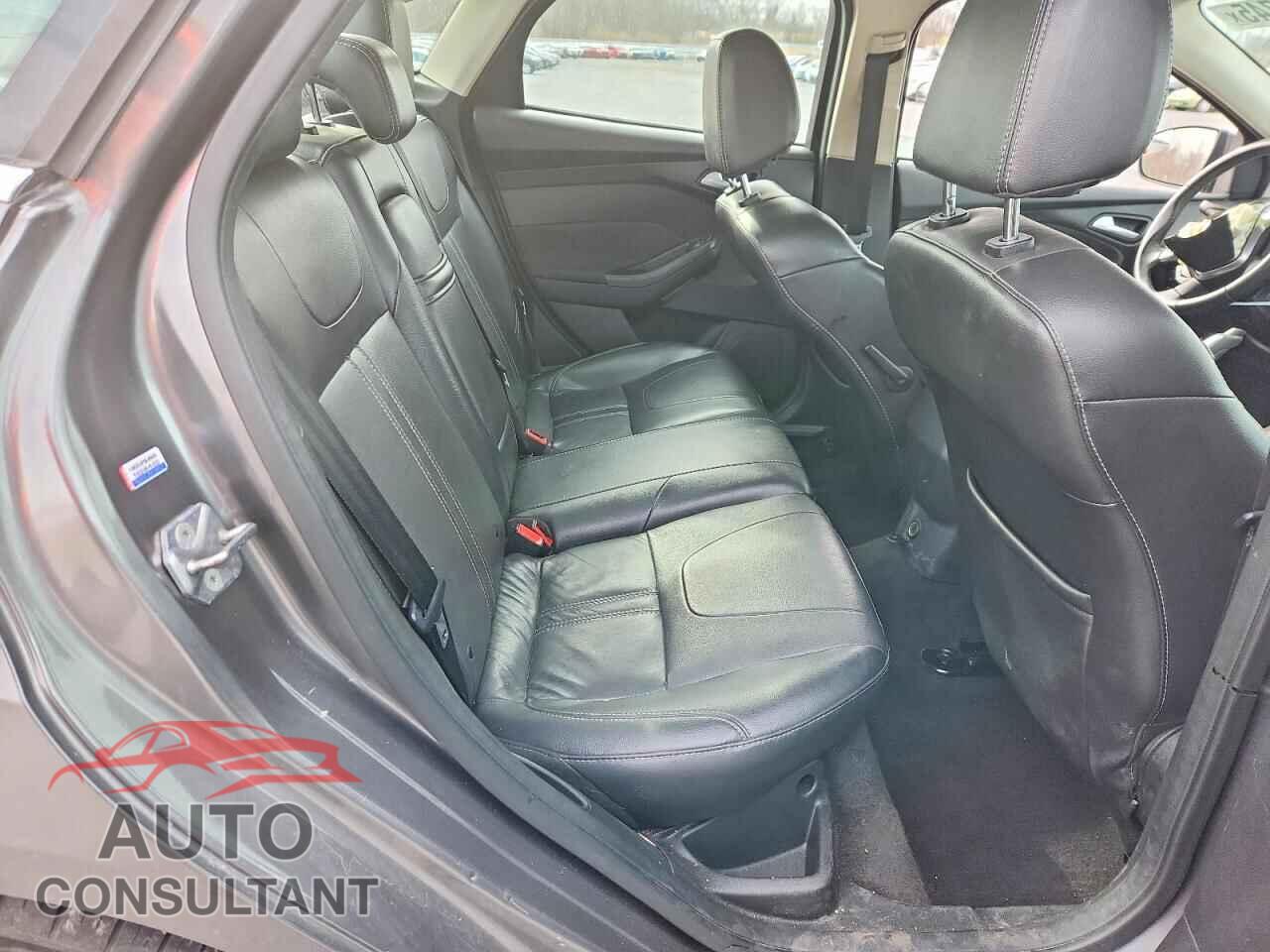 FORD FOCUS 2012 - 1FAHP3H29CL432293