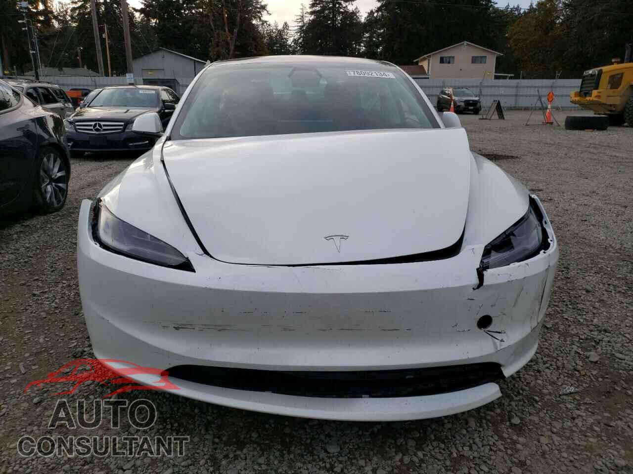 TESLA MODEL 3 2024 - 5YJ3E1EB3RF808971