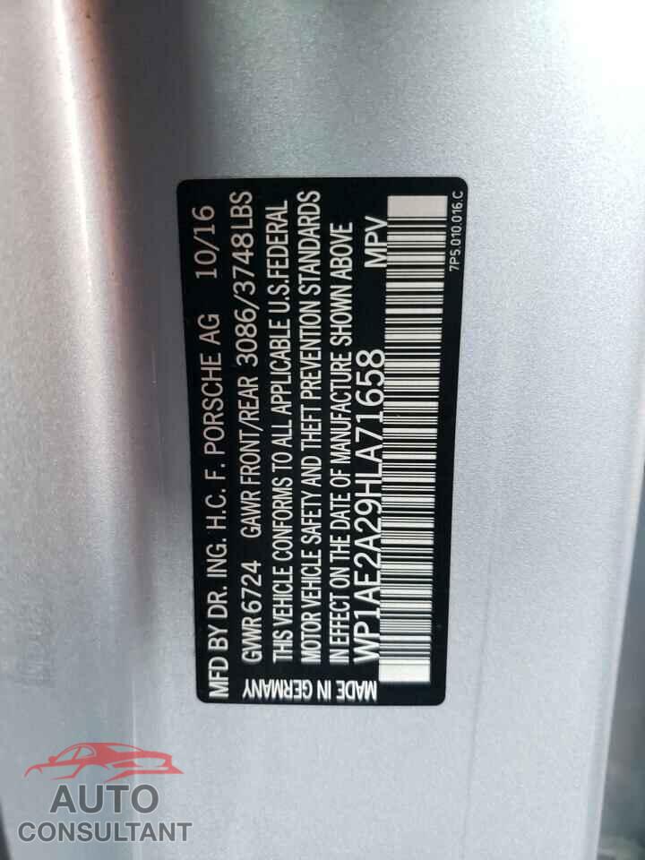 PORSCHE CAYENNE 2017 - WP1AE2A29HLA71658