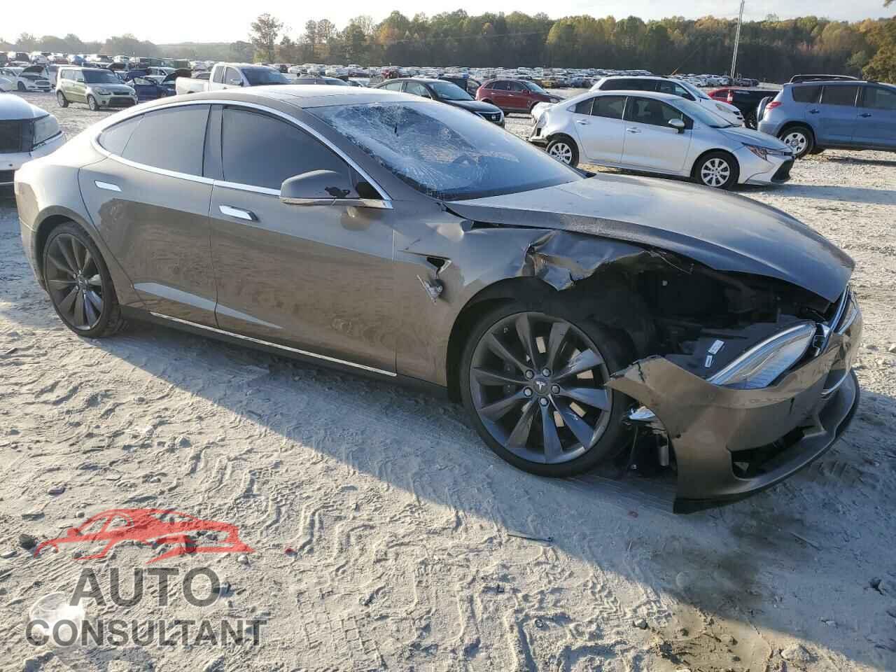 TESLA MODEL S 2015 - 5YJSA1V27FF100483