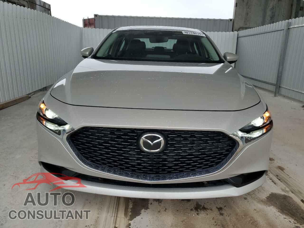 MAZDA 3 2023 - 3MZBPACM4PM359610