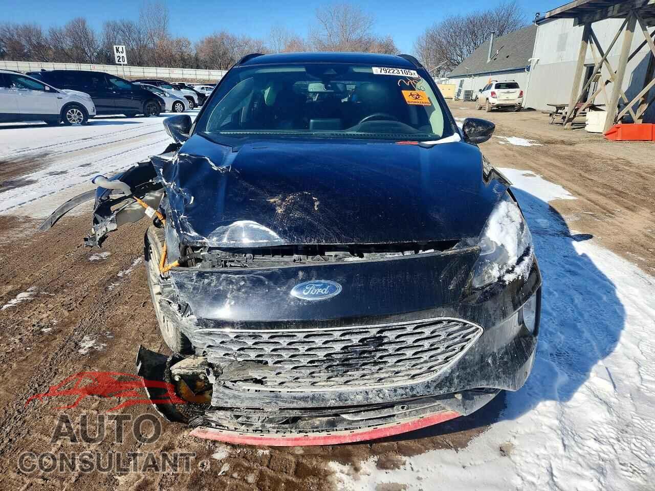 FORD ESCAPE 2020 - 1FMCU9DZ5LUA73825