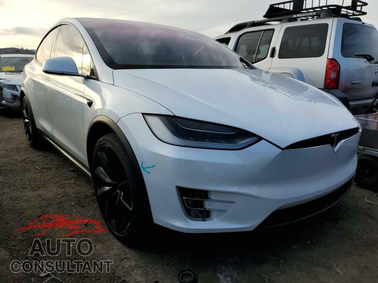 TESLA MODEL X 2016 - 5YJXCDE42GF026345