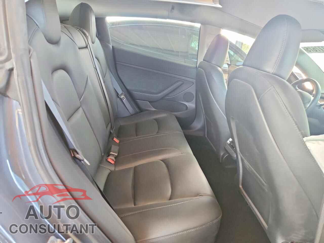 TESLA MODEL 3 2023 - 5YJ3E1EA1PF698409