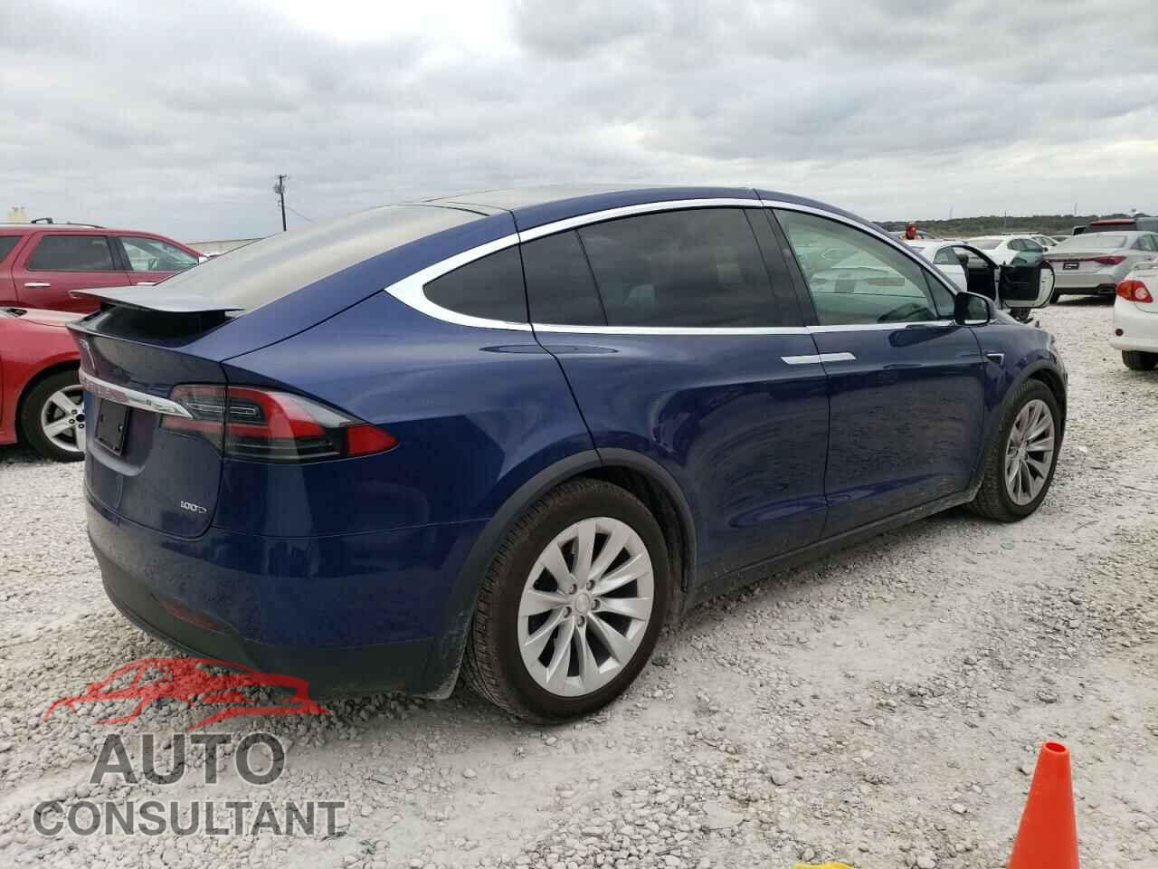 TESLA MODEL X 2018 - 5YJXCBE27JF140450