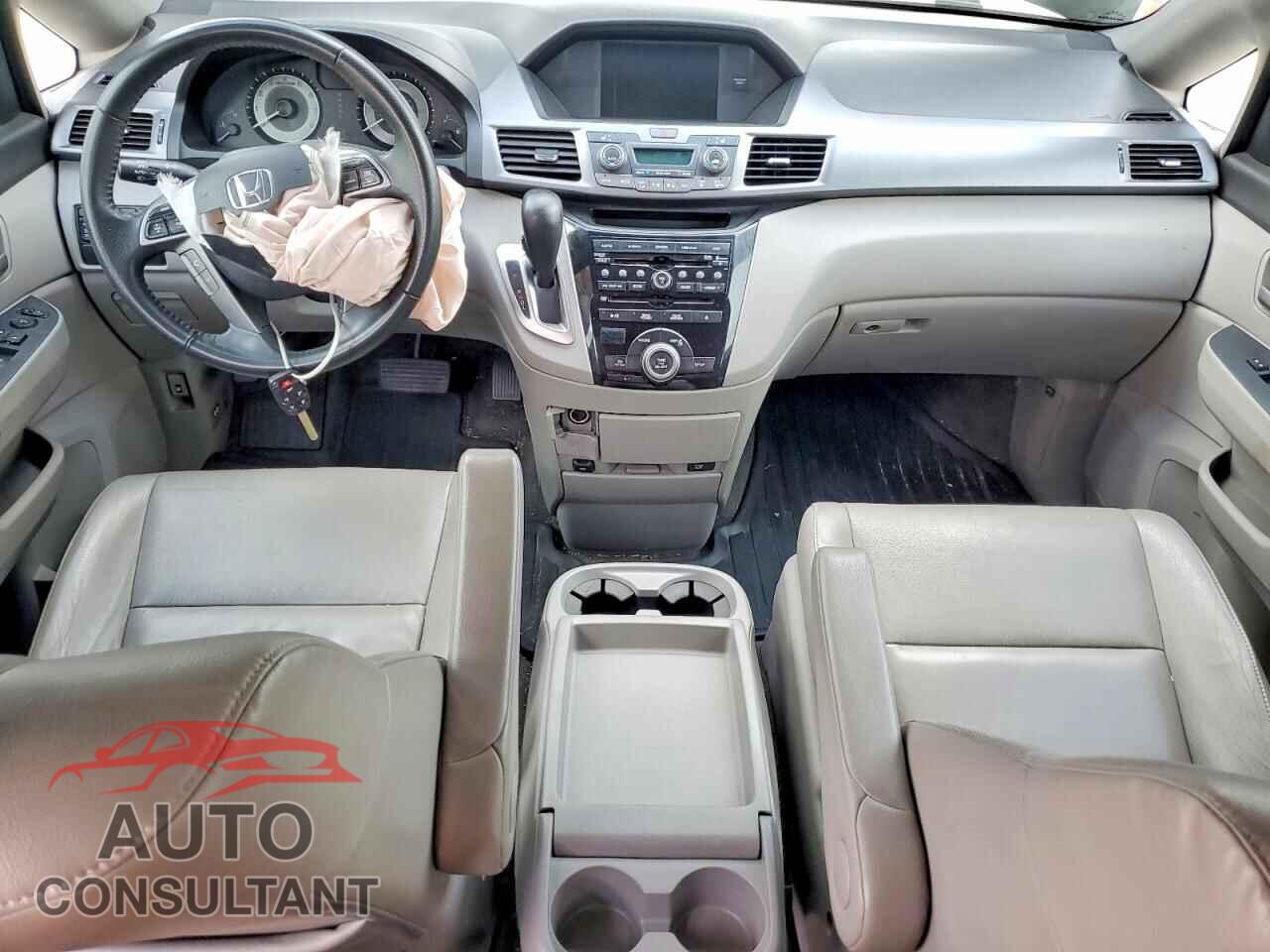 HONDA ODYSSEY 2013 - 5FNRL5H68DB080904