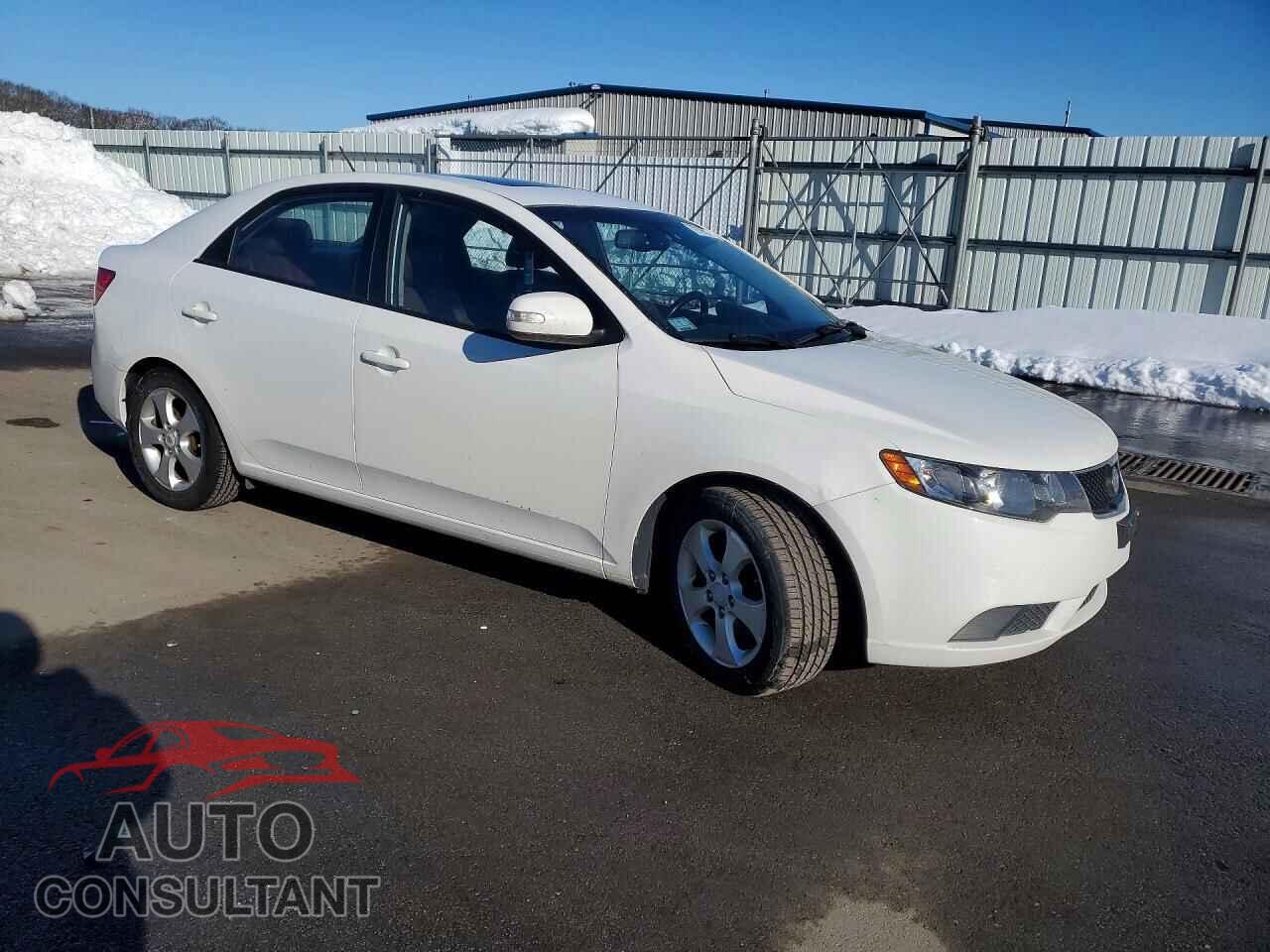 KIA FORTE 2010 - KNAFU4A29A5111007