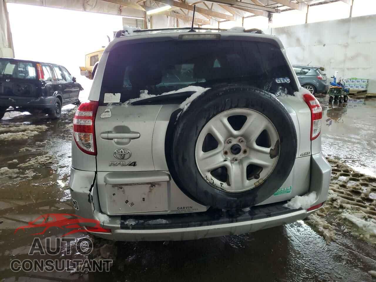 TOYOTA RAV4 2011 - 2T3BF4DV1BW090830