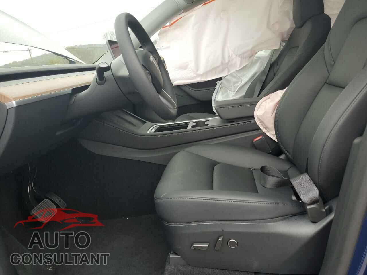 TESLA MODEL Y 2024 - 7SAYGDED3RA326178