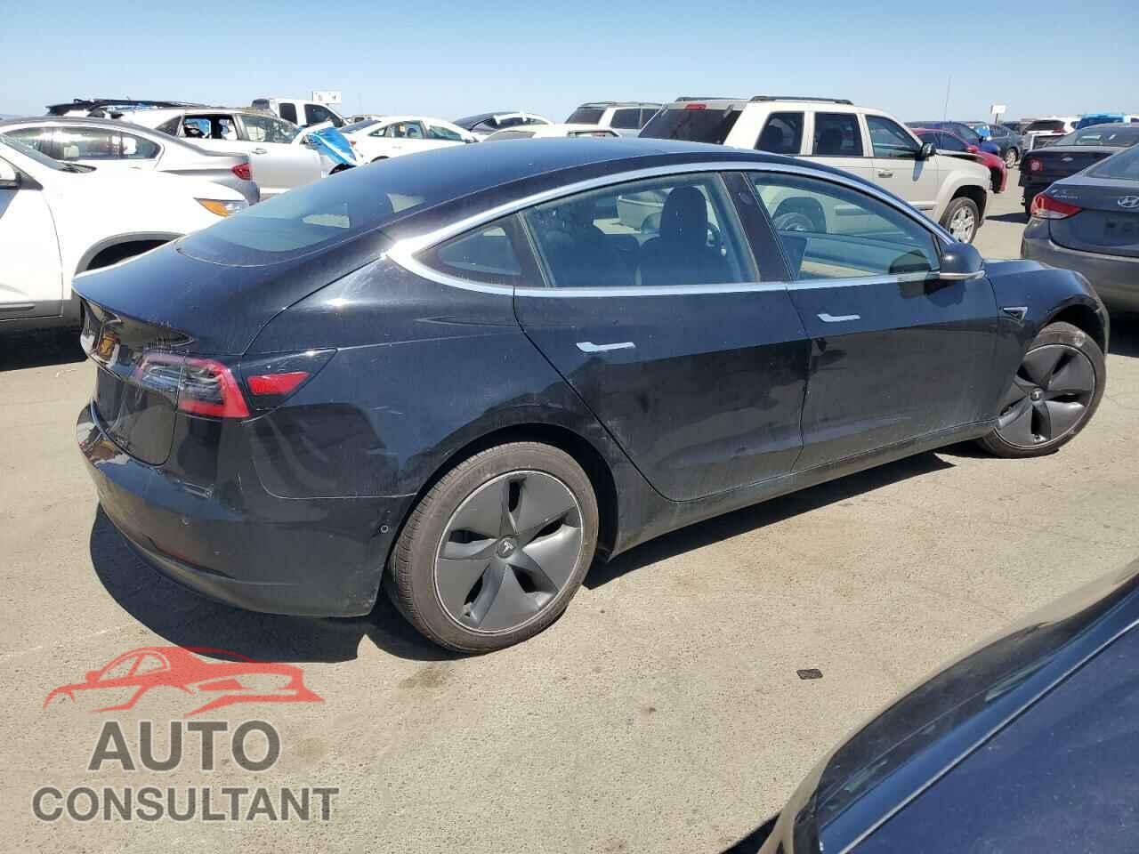 TESLA MODEL 3 2018 - 5YJ3E1EA4JF008434
