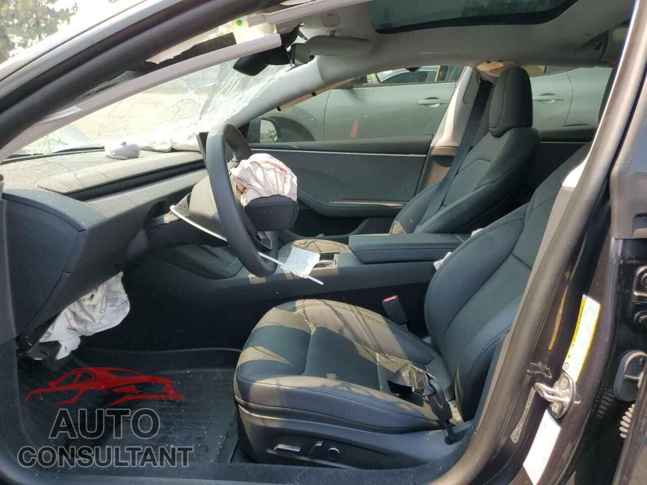 TESLA MODEL 3 2024 - 5YJ3E1EAXRF732219