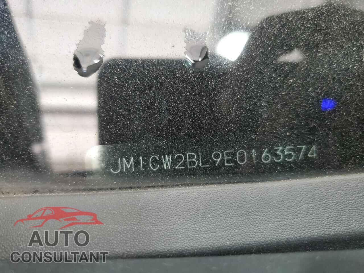 MAZDA 5 2014 - JM1CW2BL9E0163574