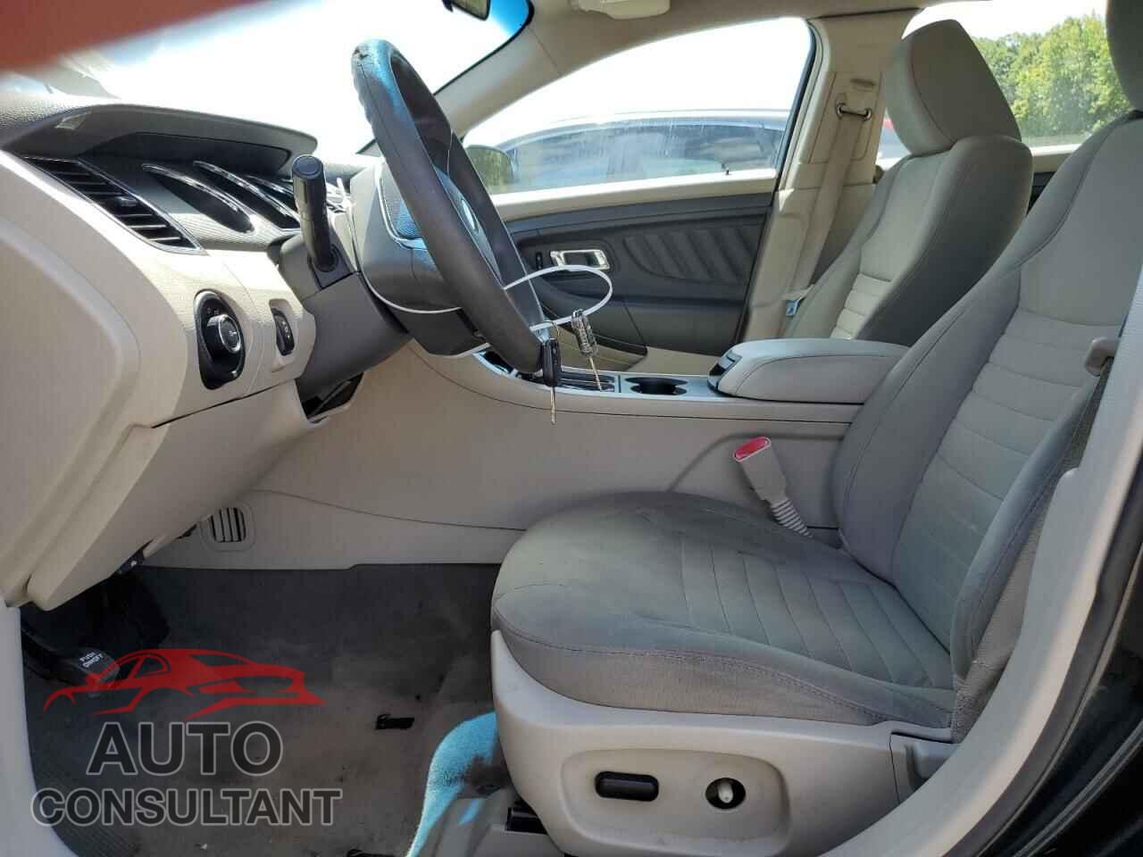 FORD TAURUS 2010 - 1FAHP2DW9AG117678
