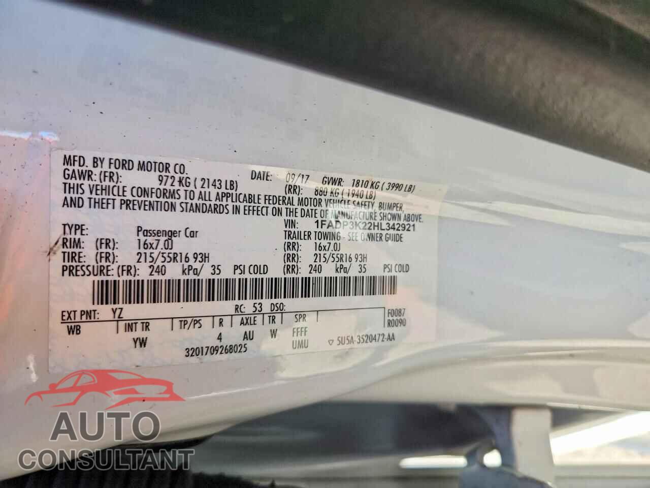 FORD FOCUS 2017 - 1FADP3K22HL342921