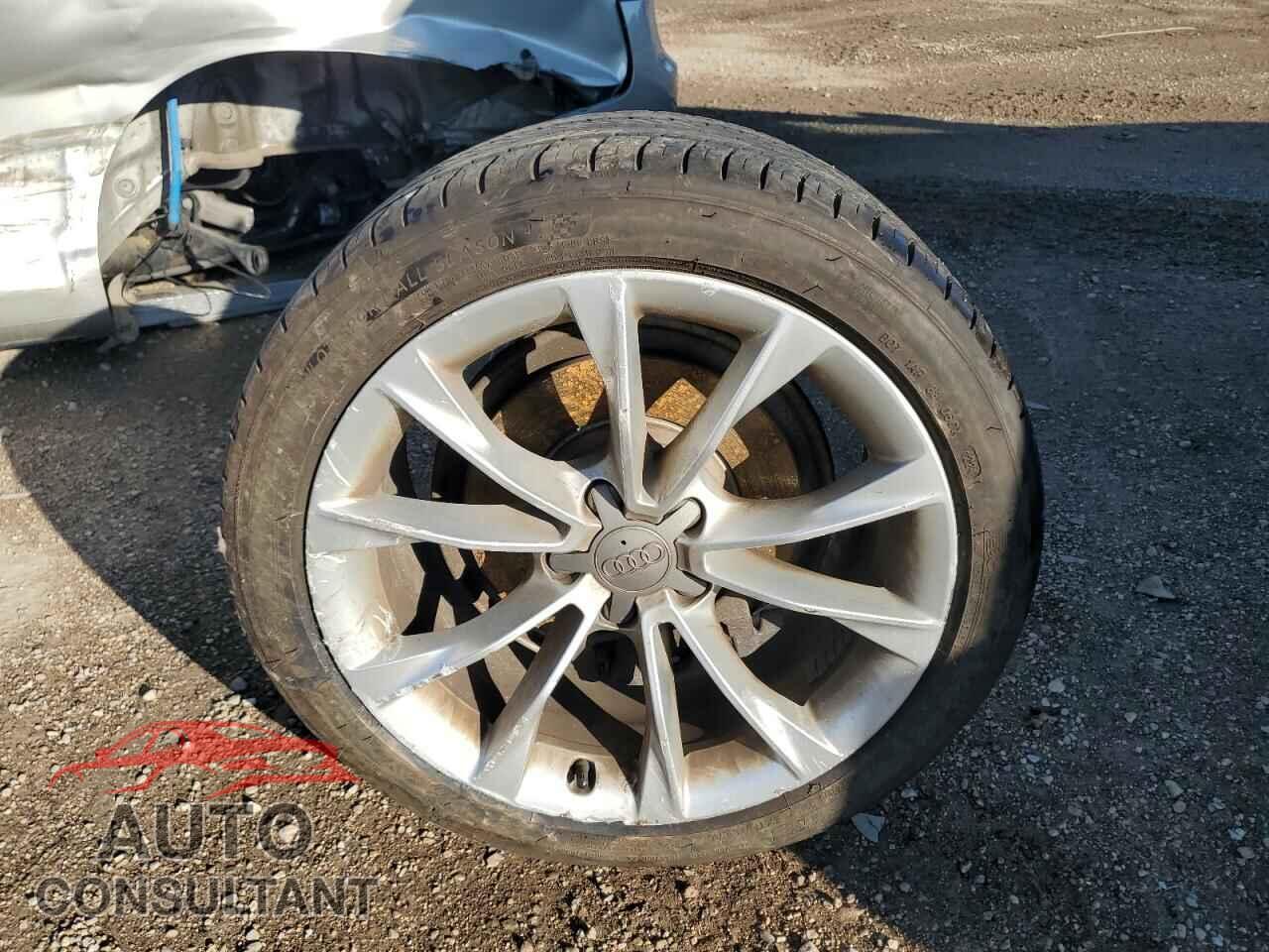 AUDI A5 2013 - WAUCFAFH0DN005977