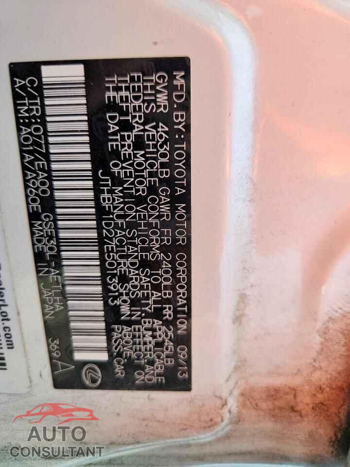 LEXUS IS 2014 - JTHBF1D27E5013913