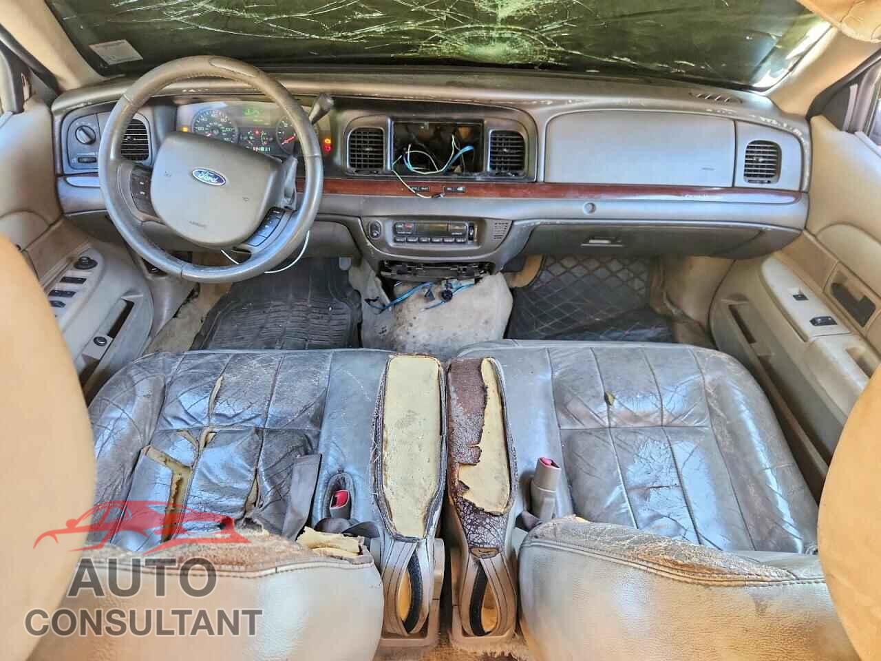 FORD CROWN VIC 2011 - 2FABP7EV8BX184552