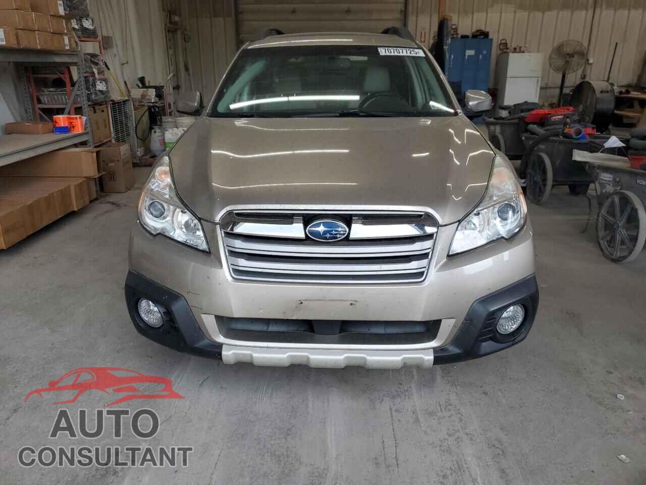 SUBARU OUTBACK 2014 - 4S4BRBLC0E3324745
