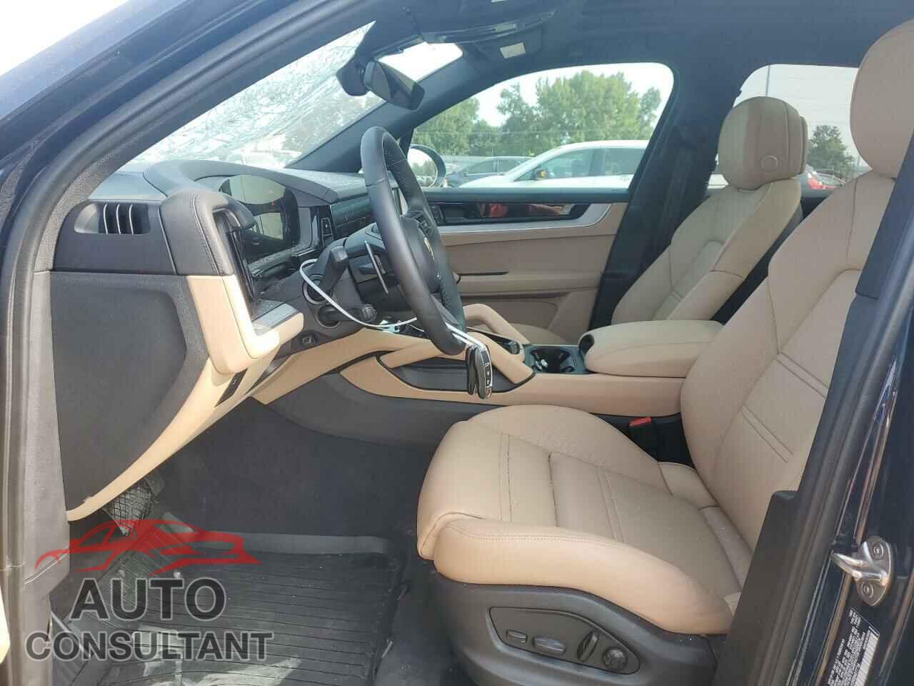 PORSCHE CAYENNE 2024 - WP1AA2AY2RDA07716