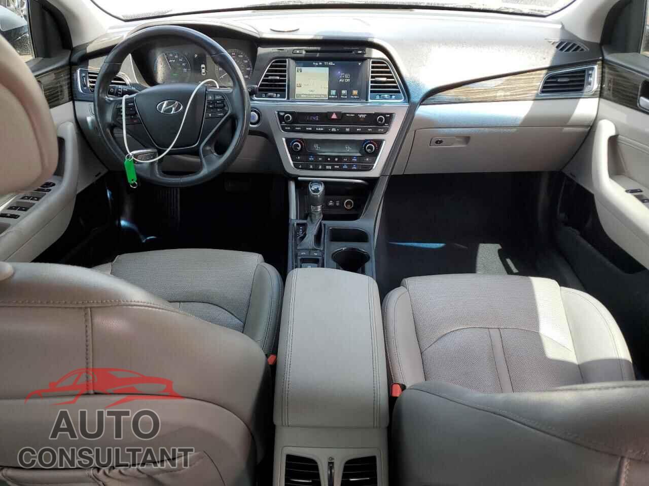 HYUNDAI SONATA 2016 - KMHE34L15GA014792