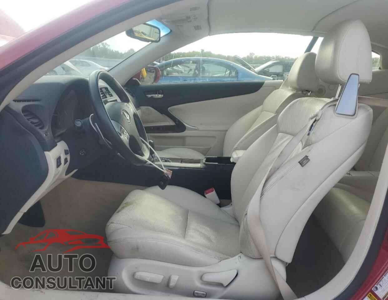 LEXUS IS 2013 - JTHFF2C28D2528296