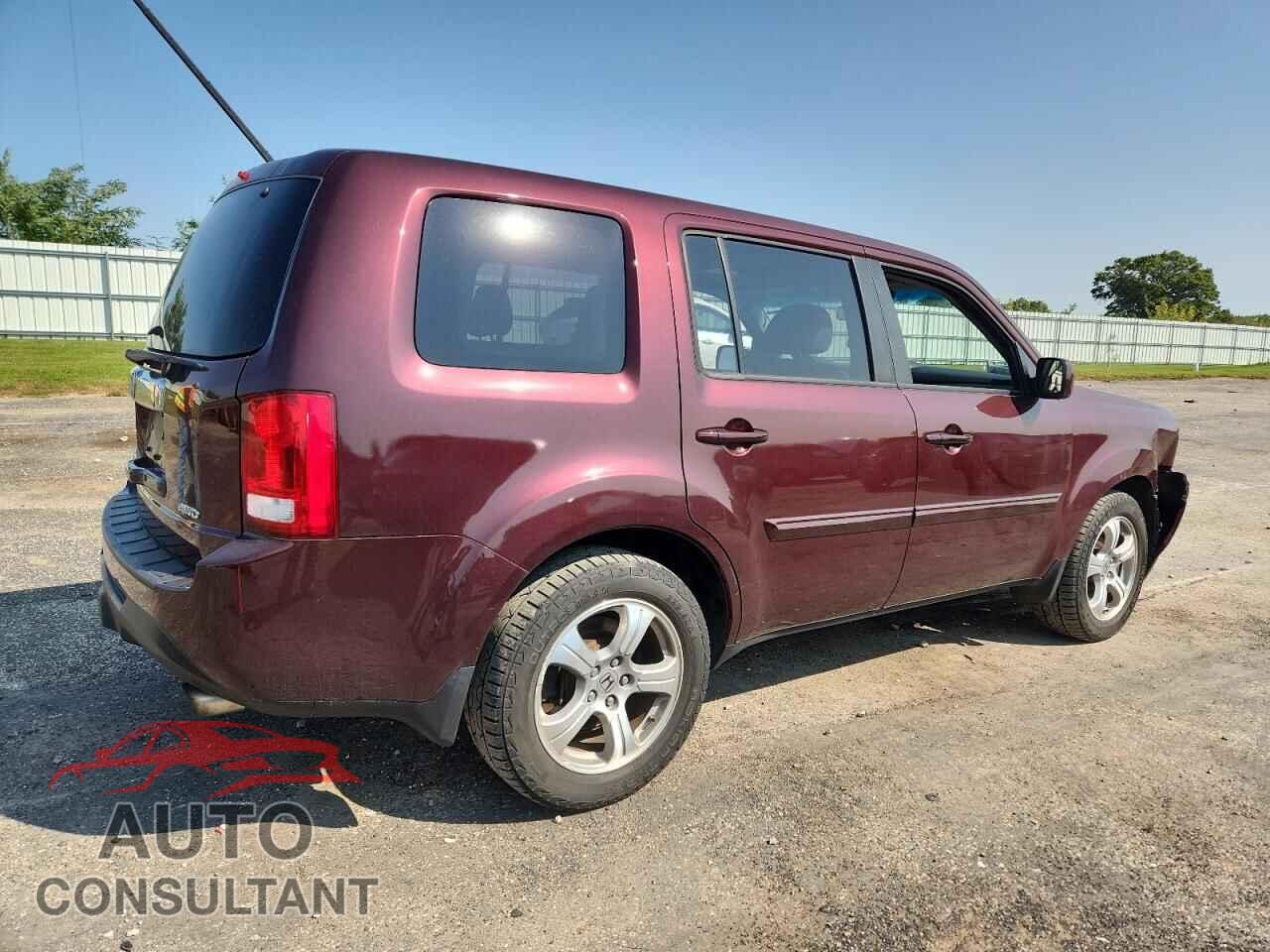 HONDA PILOT 2013 - 5FNYF4H55DB081447