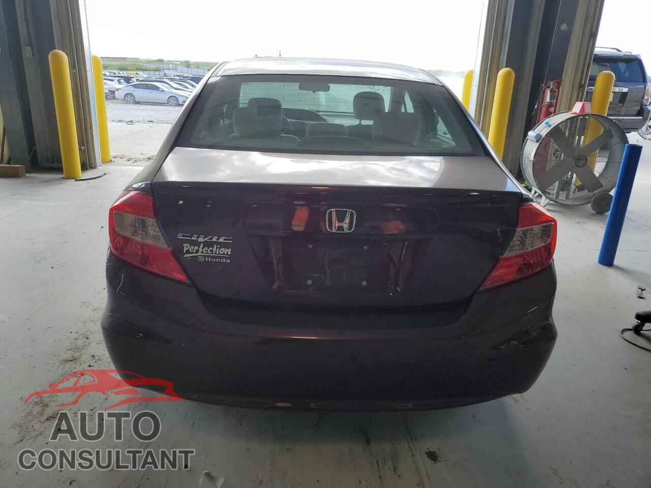 HONDA CIVIC 2012 - 2HGFB2F5XCH569829