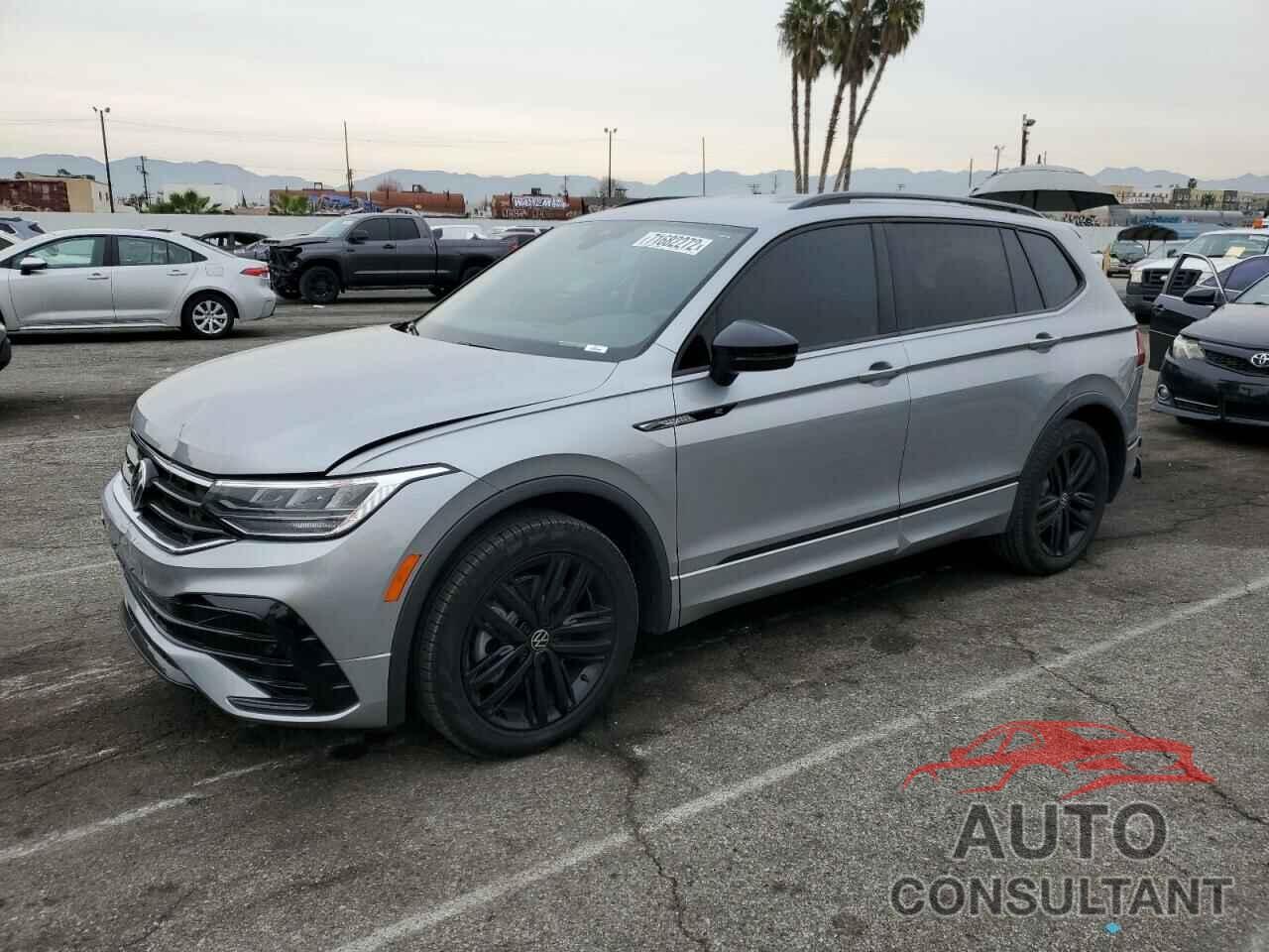 VOLKSWAGEN TIGUAN 2022 - 3VVCB7AX0NM003806