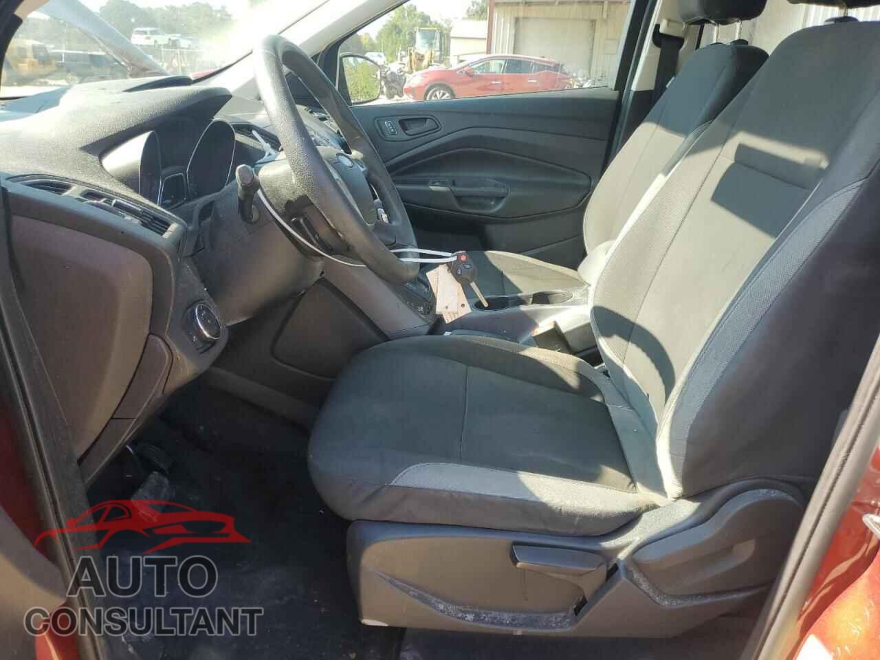 FORD ESCAPE 2015 - 1FMCU0F78FUA04431