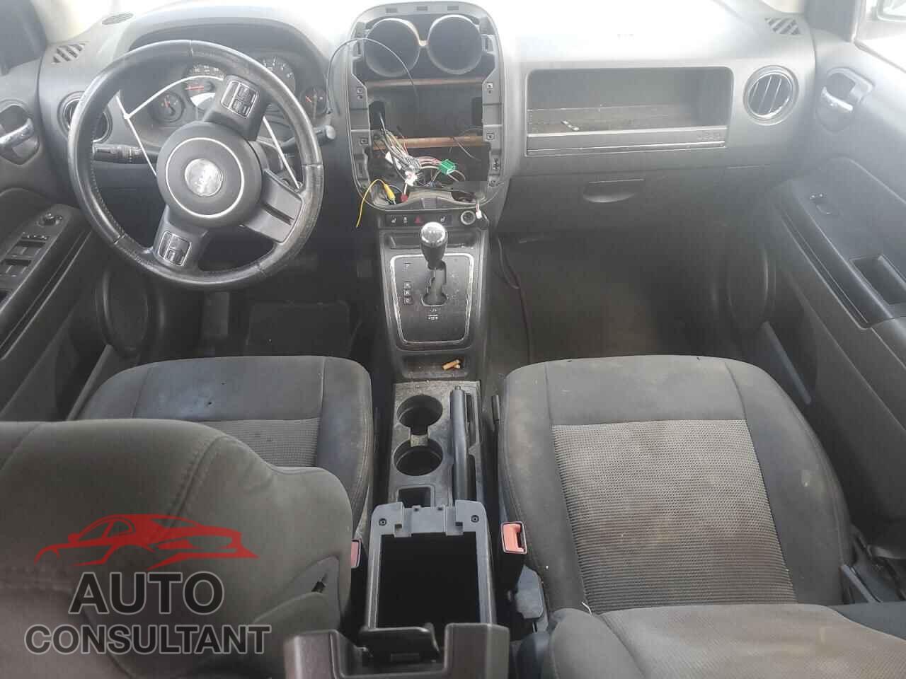 JEEP COMPASS 2011 - 1J4NT1FB5BD138408