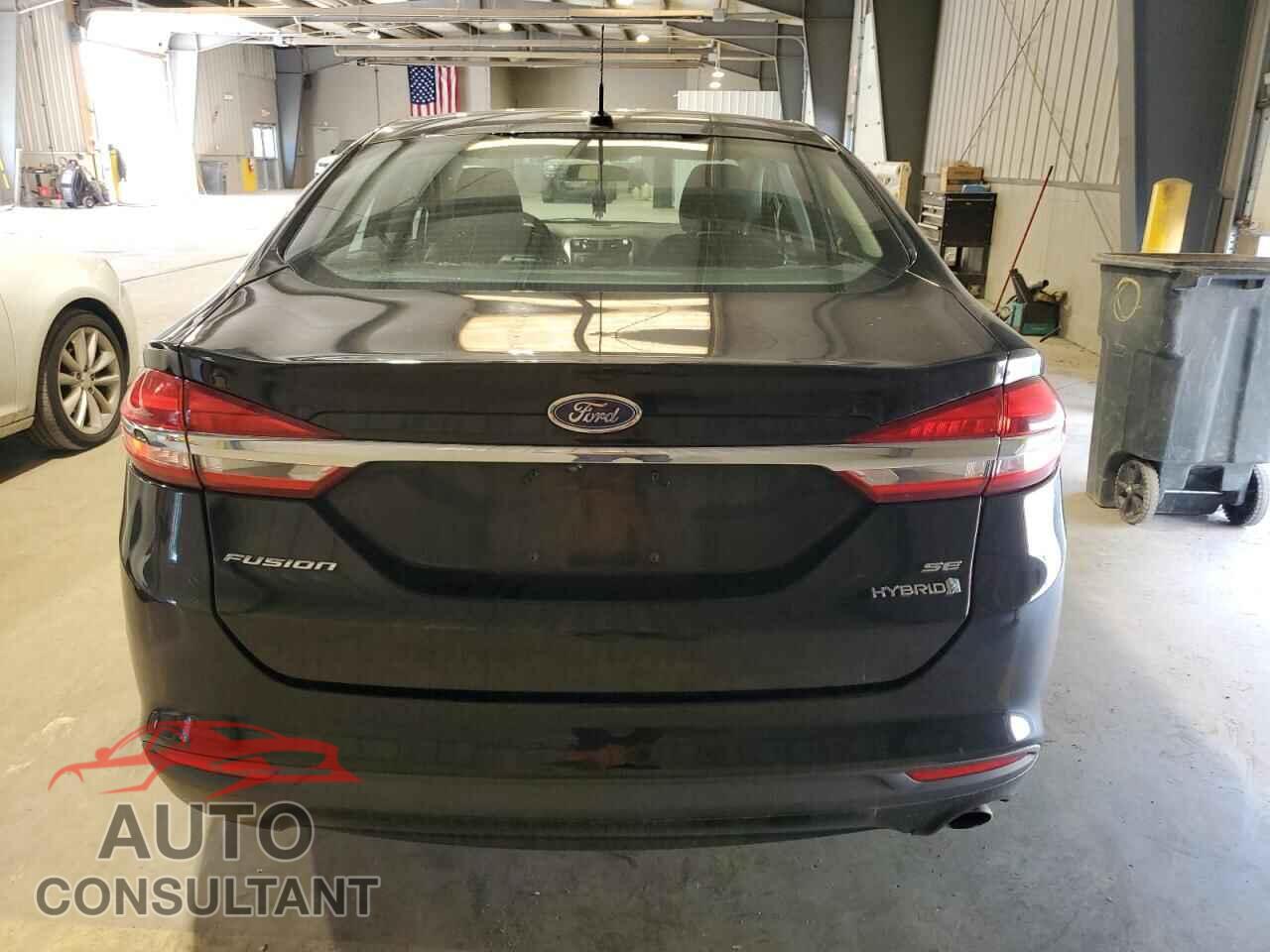 FORD FUSION 2017 - 3FA6P0LU8HR232545