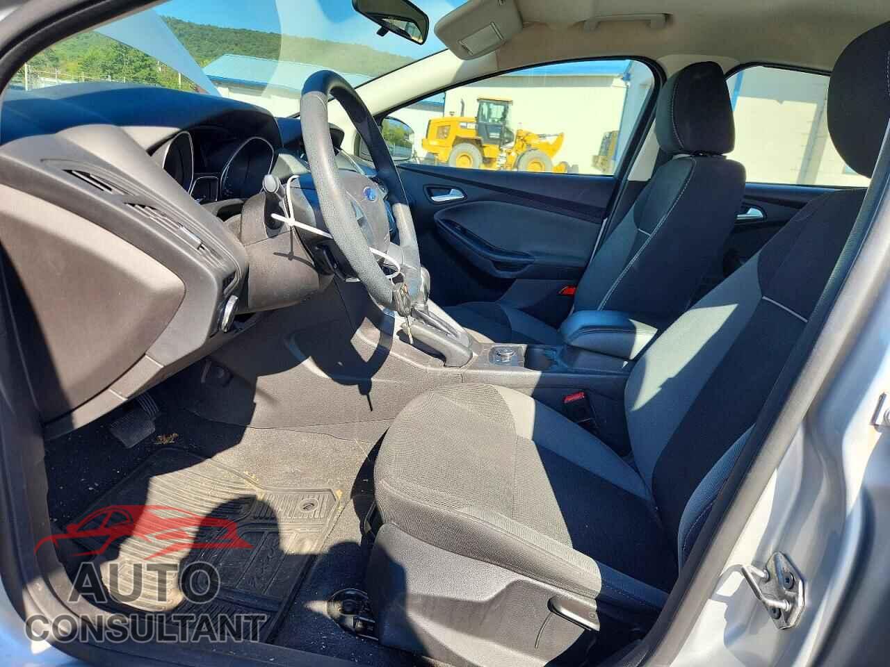 FORD FOCUS 2014 - 1FADP3F26EL221458
