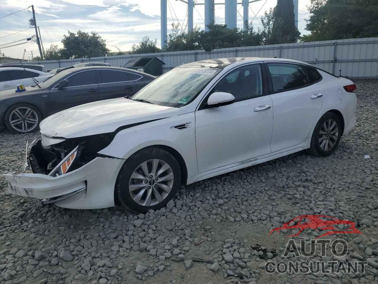 KIA OPTIMA 2018 - 5XXGU4L34JG258330