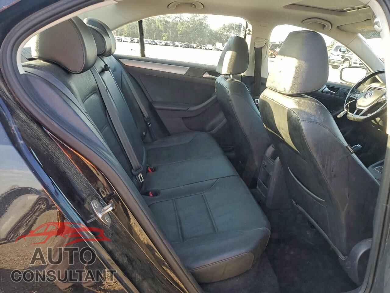 VOLKSWAGEN JETTA 2017 - 3VWDB7AJ2HM282899