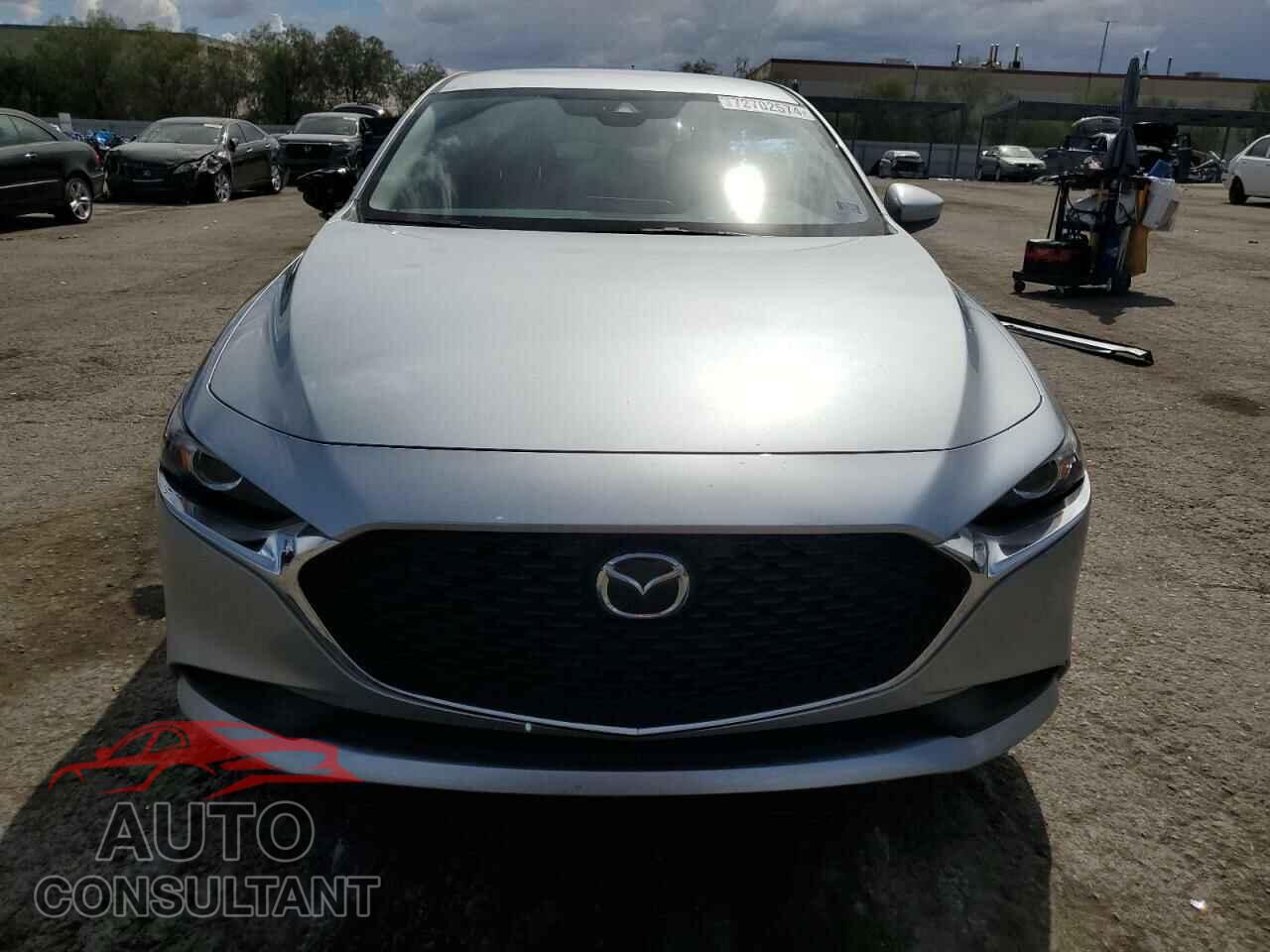 MAZDA 3 2021 - 3MZBPAA79MM203720