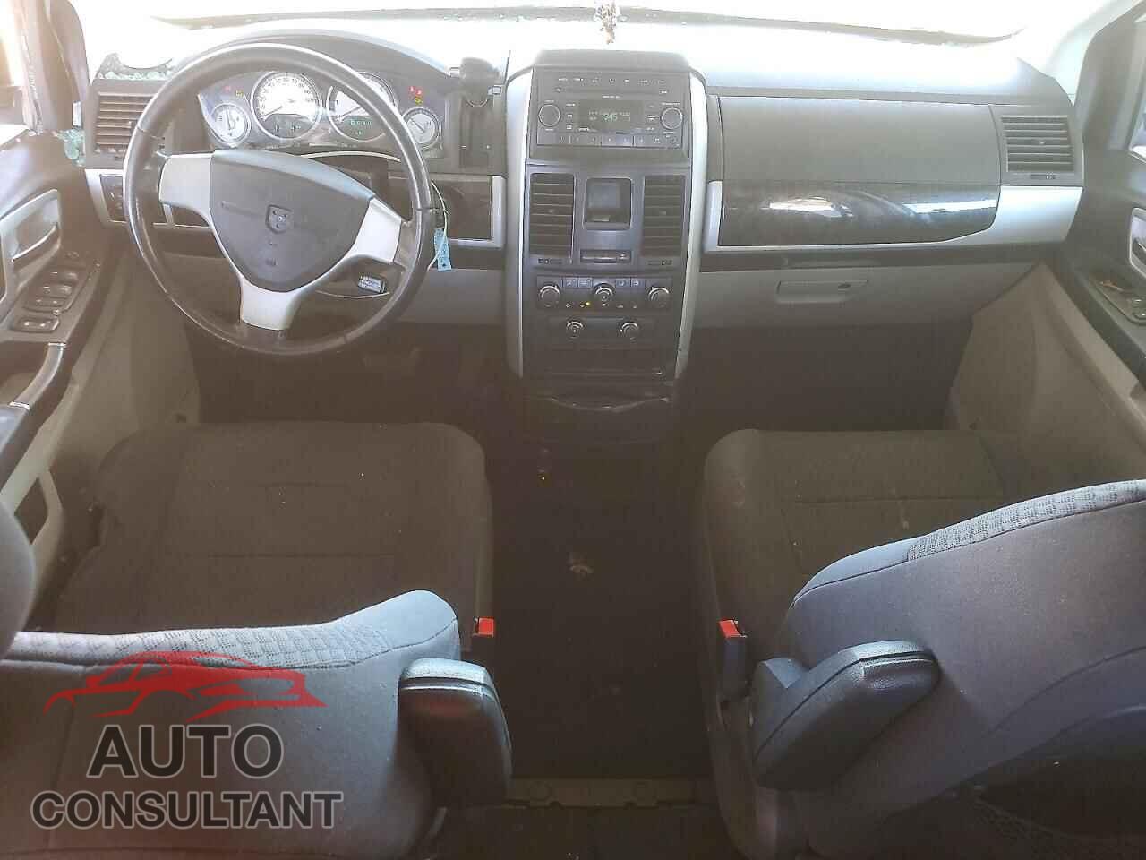 DODGE CARAVAN 2010 - 2D4RN5D11AR341782
