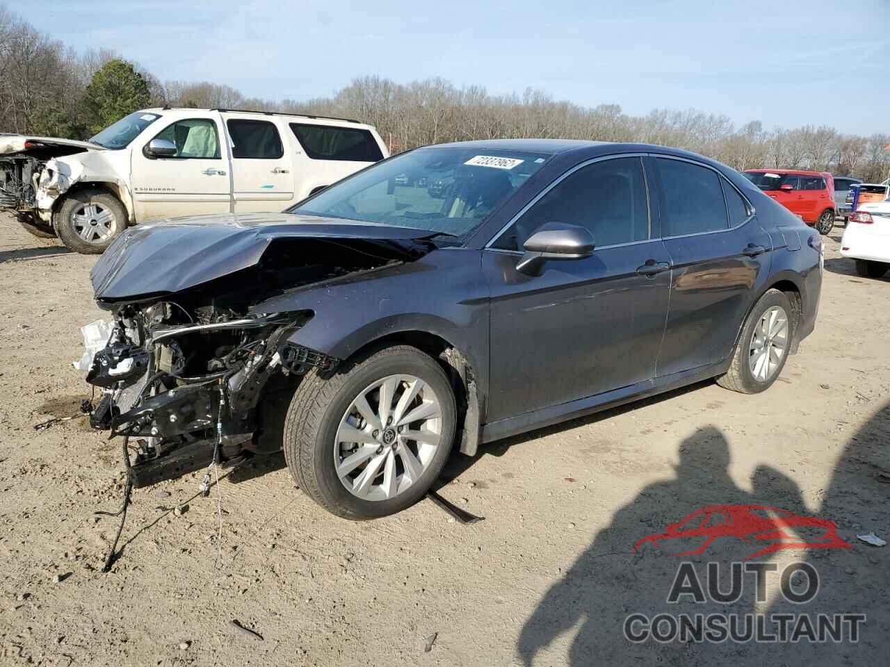 TOYOTA CAMRY 2022 - 4T1C11AK5NU707770