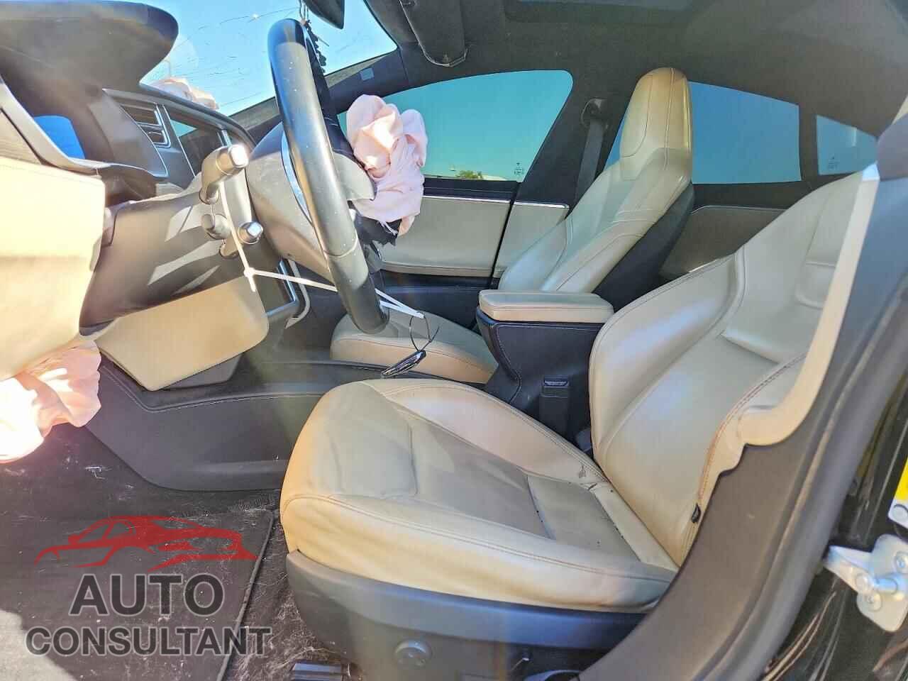 TESLA MODEL S 2015 - 5YJSA1E25FF108601
