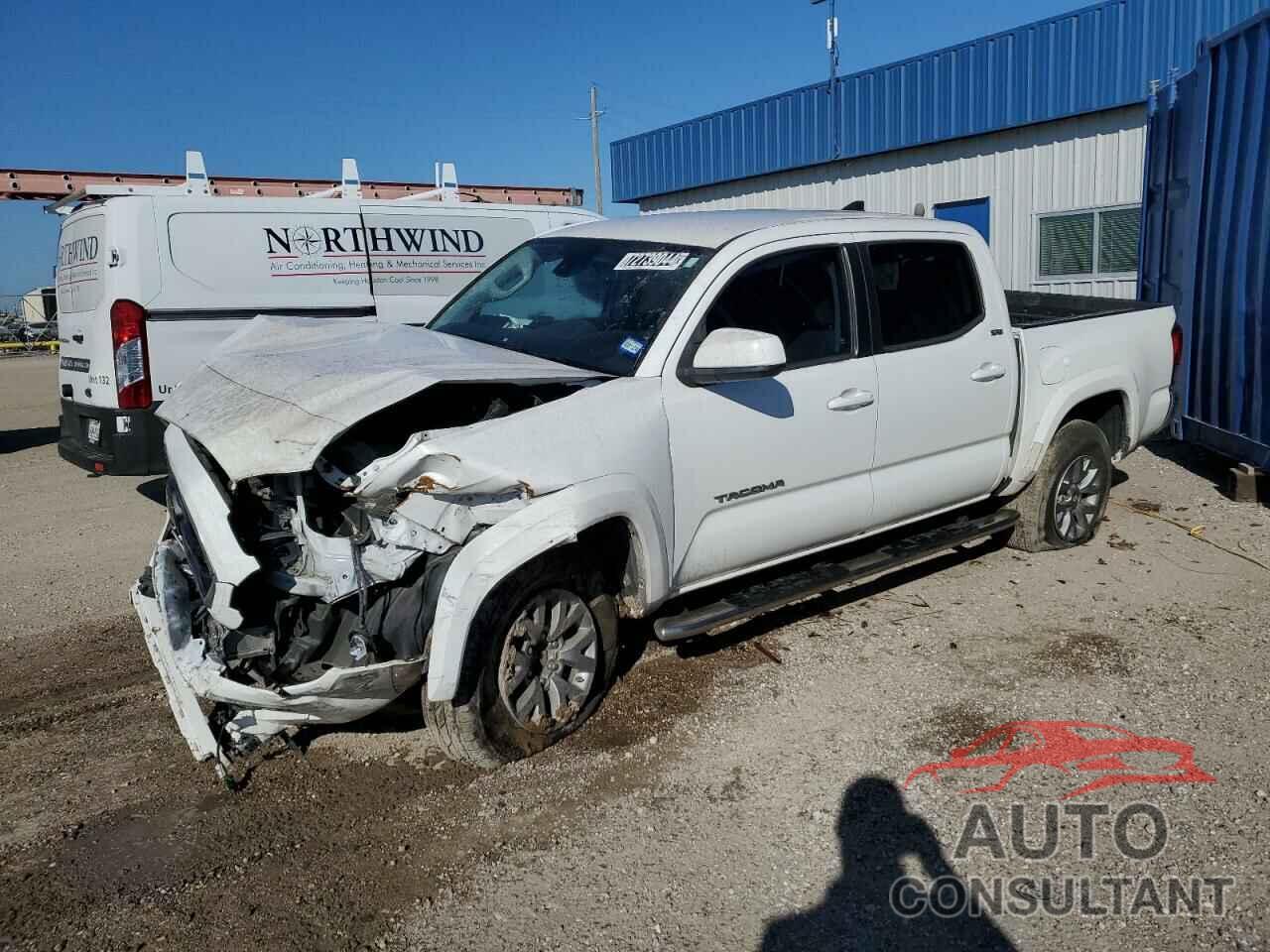 TOYOTA TACOMA 2018 - 3TMAZ5CN8JM066017