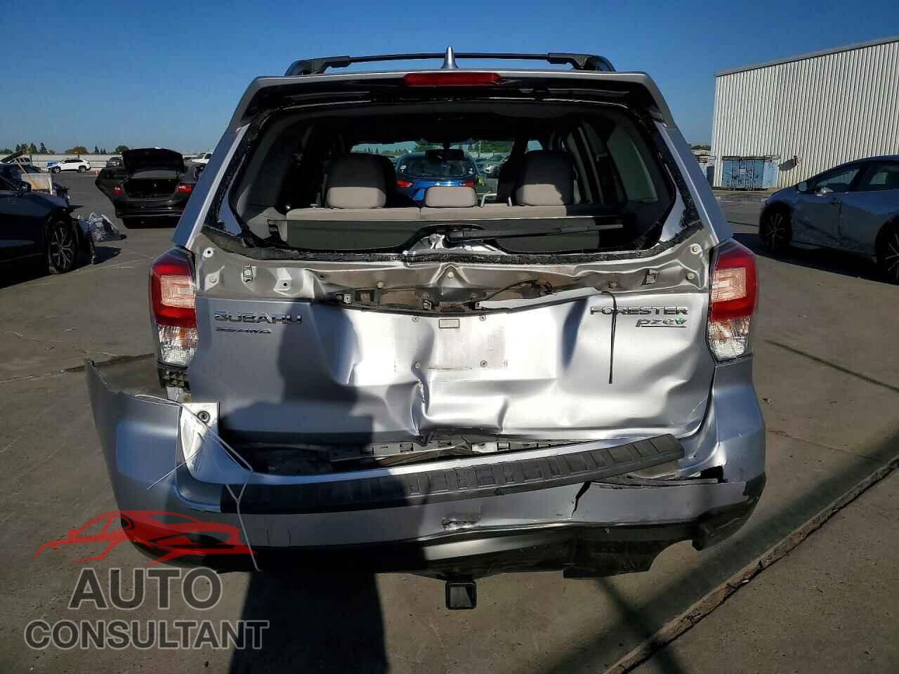 SUBARU FORESTER 2017 - JF2SJAEC7HH535324