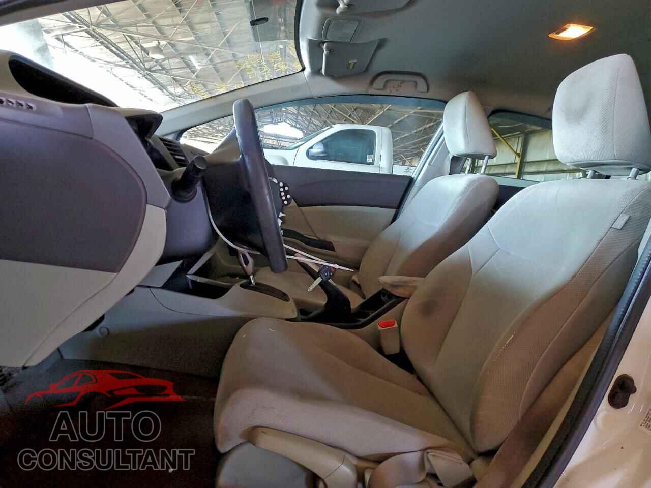 HONDA CIVIC 2012 - 2HGFB2F53CH587931